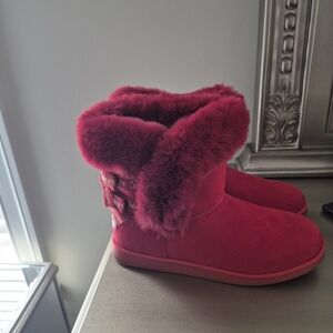 Juicy Couture Red Fur-Lined Winter Boots
